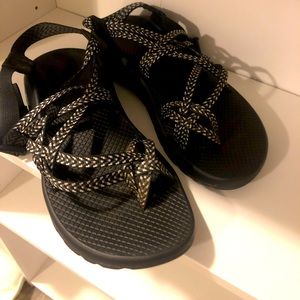 Black and white chacos